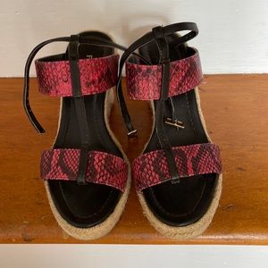 $9 Moving sale til 8/2!! Fuchsia Furla wedge with ankle strap